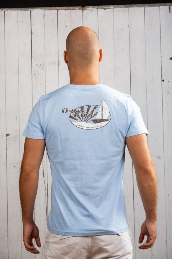 Cooles Herren-Shirt mit Segelboot-Print von Ostseekind